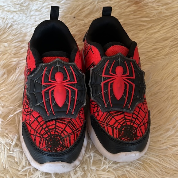 Marvel Spider Man Shoes for Boys sz 8 - Picture 2 of 4